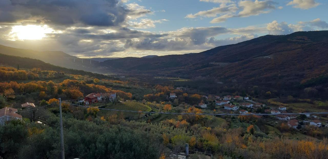 Il Glicine Bed and Breakfast San Dorligo della Valle Exteriör bild